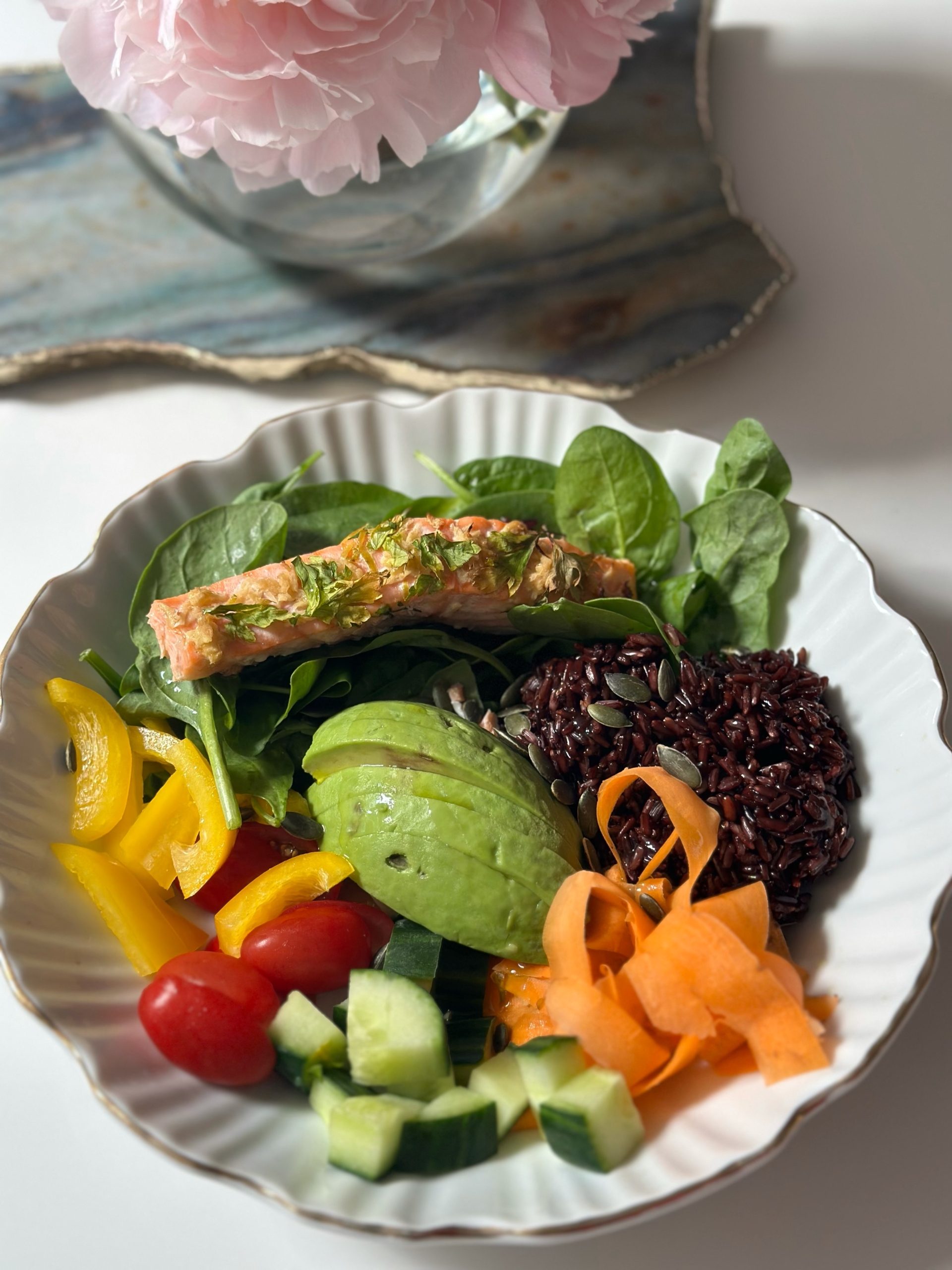 Image of Skin glowing salmon bowl